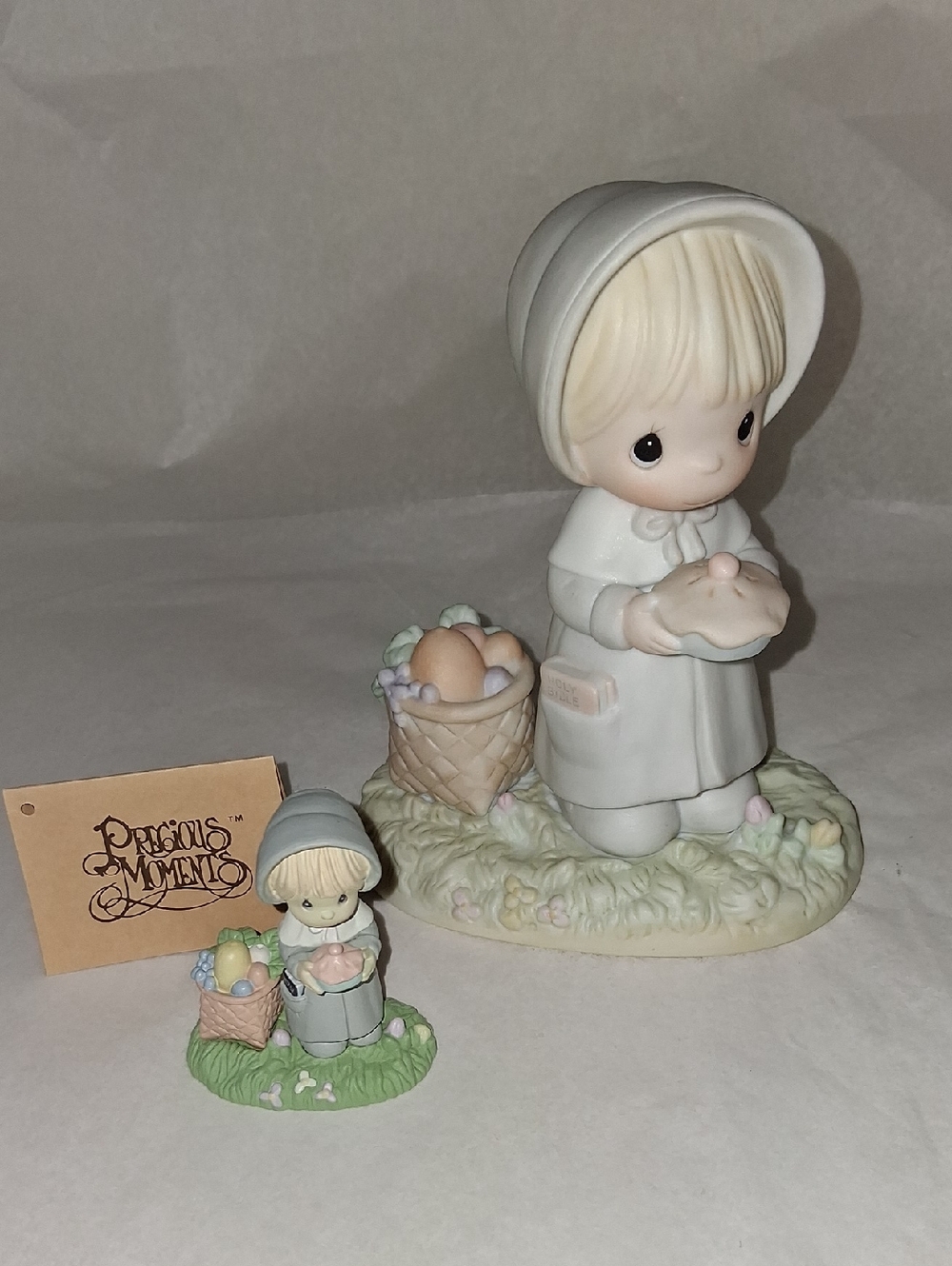 Precious Moments November Figurine & Mini Matching Figurine